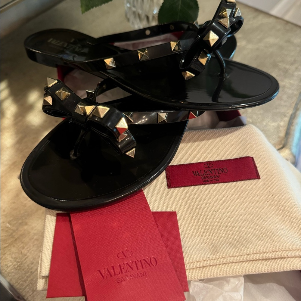 VALENTINO RUBBER ROCKSTUD THONG - Picture 4 of 8